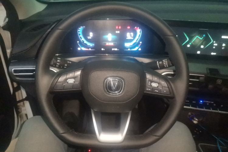 Used CHANGAN Eado 2021 PLUS 1.6L GDI Manual Luxury Model Steering Wheel