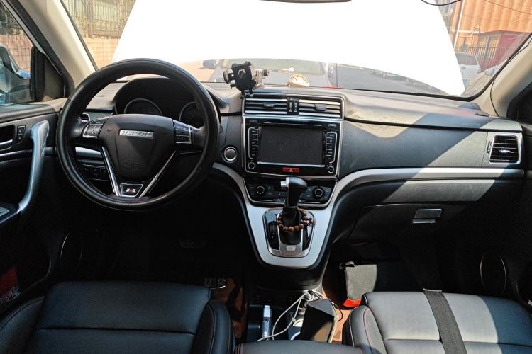 Used Haval H6 2015 Sport Edition 1.5T Automatic Two-Wheel Drive Luxury Model
