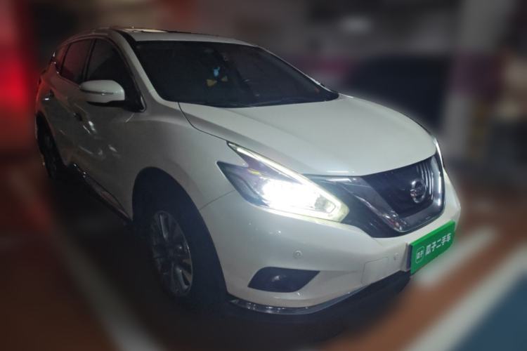 Used Nissan Murano 2017 2.5L XL Two-Wheel Drive Smart Edition Front Right 45 Deg