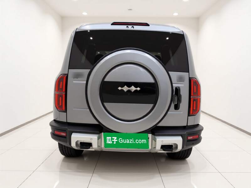 Used Formula Leopard 5 2023 Navigator Edition — 5