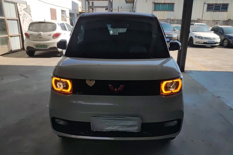 Used Wuling Hongguang MINIEV 2021 Macaron Fashion Model Lithium Iron Phosphate Front