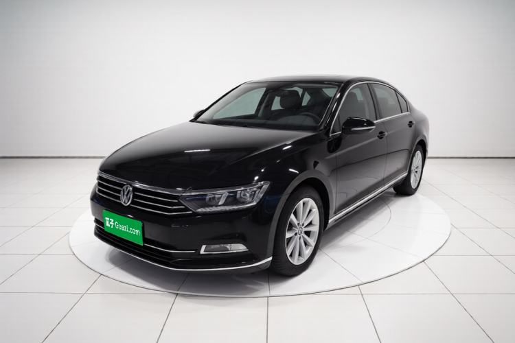 Used Volkswagen Magotan 2019 330TSI DSG Leading Edition China V Standard Guazi used car, China used car export, Used car for sale, Used cars, Cheapest cars for sale