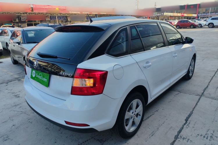 Used Skoda Rapid Spaceback 2016 Revised 1.6L Automatic Chuanxing Version