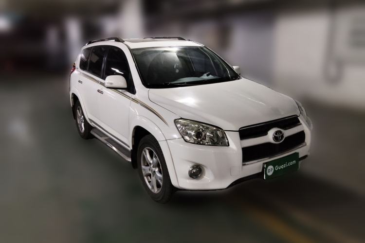 Used Toyota RAV4 2010 2.4L Automatic Deluxe Upgrade Edition
