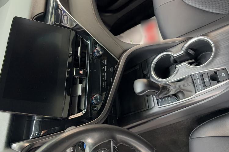 Used Toyota Camry 2021 2.5G Luxury Edition Interior 2