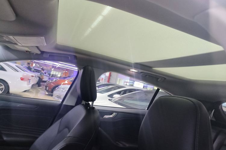 Used Ford Focus Active 2020 EcoBoost 180 Automatic Titanium Edition