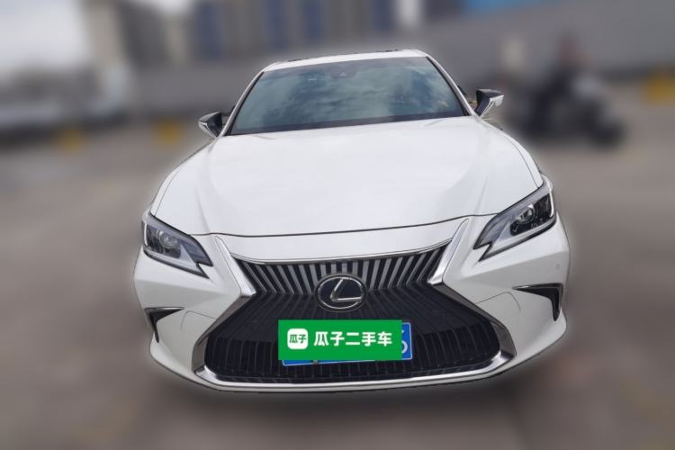 Used Lexus ES 2020 200 Excellence Edition Front