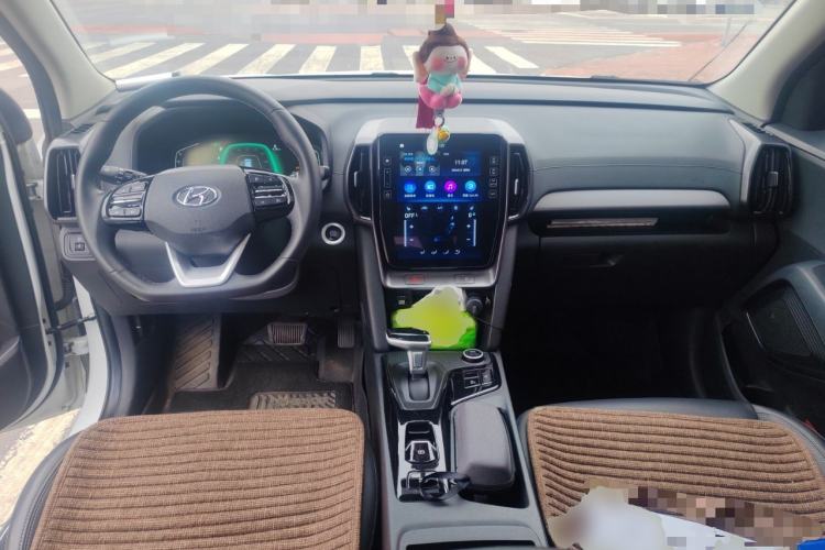 Used Hyundai ix35 2021 2.0L Automatic 2WD GLS Leading Edition Center Console