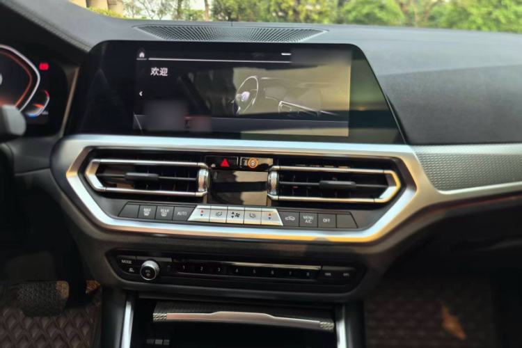 Used BMW 3 Series 2022 325Li M Sport Night Edition Package Interior 4