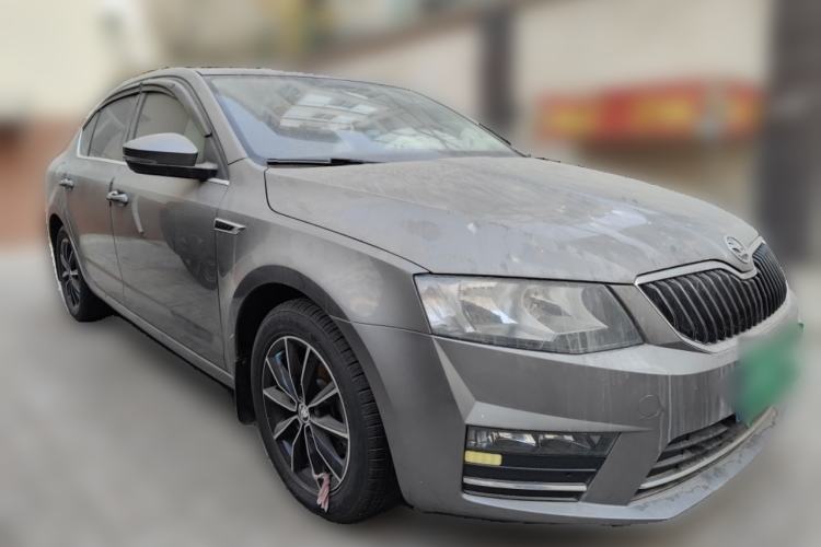 Used Skoda Octavia 2017 1.6L Manual Smart Drive Edition