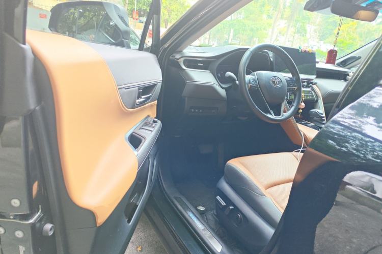 Used Toyota Venza 2023 2.0L CVT Two-Wheel Drive Prestige Version
