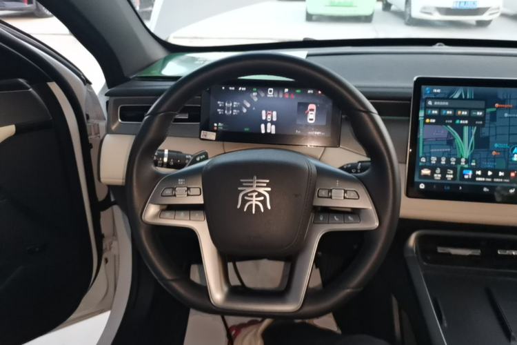 Used BYD Qin PLUS 2025 DM-i Smart Drive 120KM Superior Model Steering Wheel