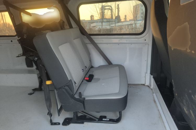 Used JMC E Fushun 2025 Model, Open Window Version, 53.58 kWh, Mid-axle, Mid-roof
