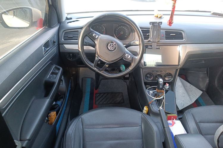 Used Volkswagen Lavida 2017 1.6L Automatic Comfort Edition
