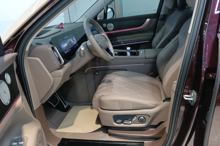 Used Hima AITO M9 2025 Extended-Range Ultra Version 52 kWh 6-Seater
