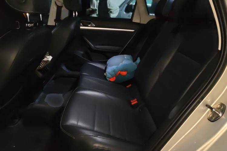 Used Volkswagen Lavida 2019 1.5L Automatic Comfort Edition China VI Standard Left Rear Seat