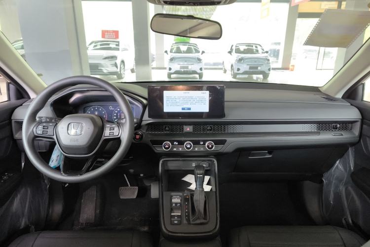 Used Honda CR-V 2026 Model—Global 30-Year Glory Edition 240TURBO Two-Wheel-Drive Dynamic Version Center Console