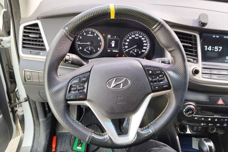 Used Hyundai Tucson 2015 1.6T Dual-Clutch Two-Wheel-Drive Smart Model
