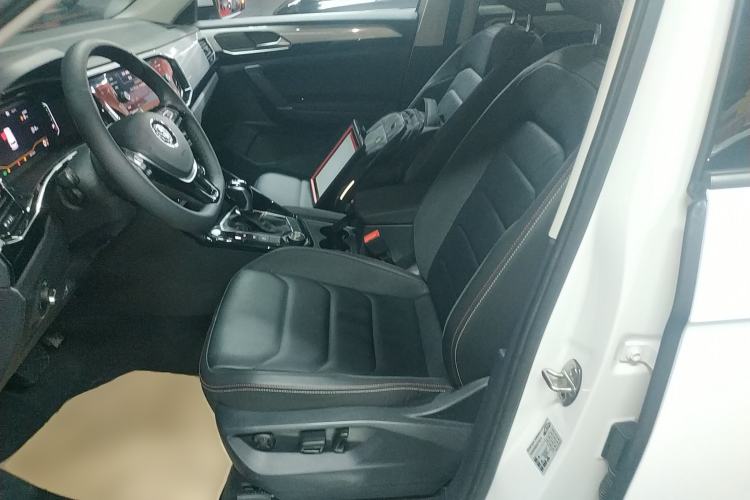 Used Volkswagen Tayron 2019 330TSI All-Wheel-Drive Luxury Plus Model China VI Standard Left Front Seat