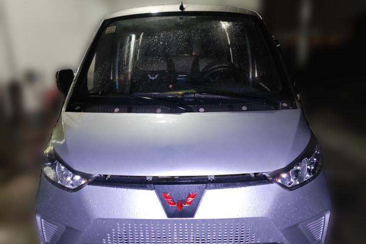 Used Wuling EV50 2020 All-Electric Van Logistics Vehicle with Ningde-Heated Battery
