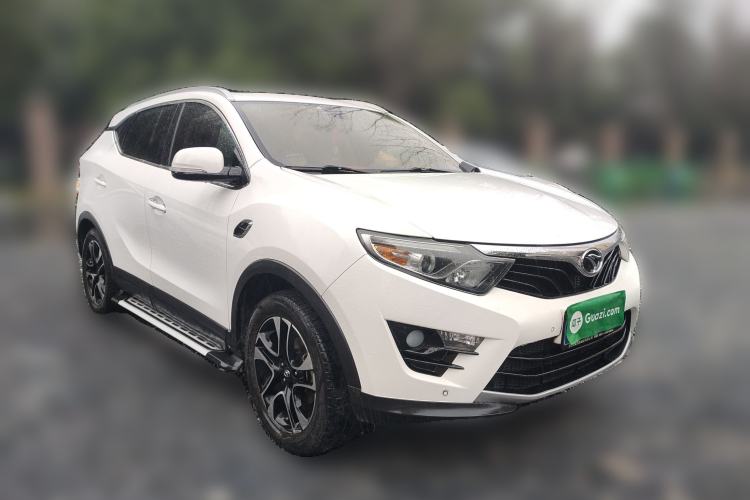 Used Soueast DX7 2017 1.5T Manual Luxury Model Front Right 45 Deg