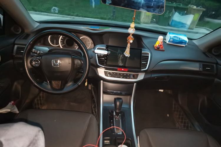 Used Honda Accord 2015 2.0L LX Comfort Edition