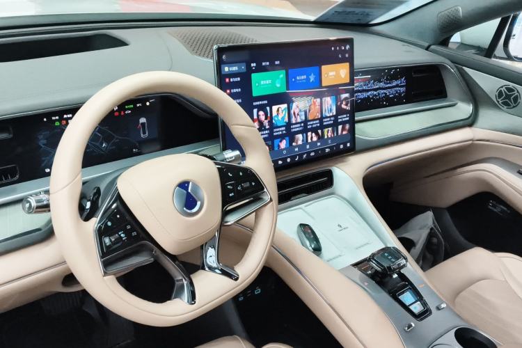 Used Denza N7 2024 630 All-Wheel Drive Intelligent Driving Max Edition Center Console