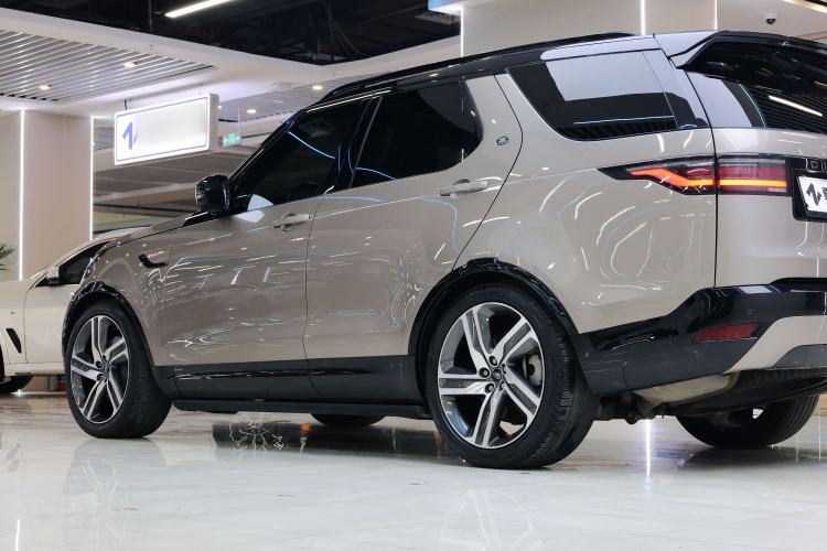 Used Land Rover Discovery 2021 360 PS R-Dynamic HSE