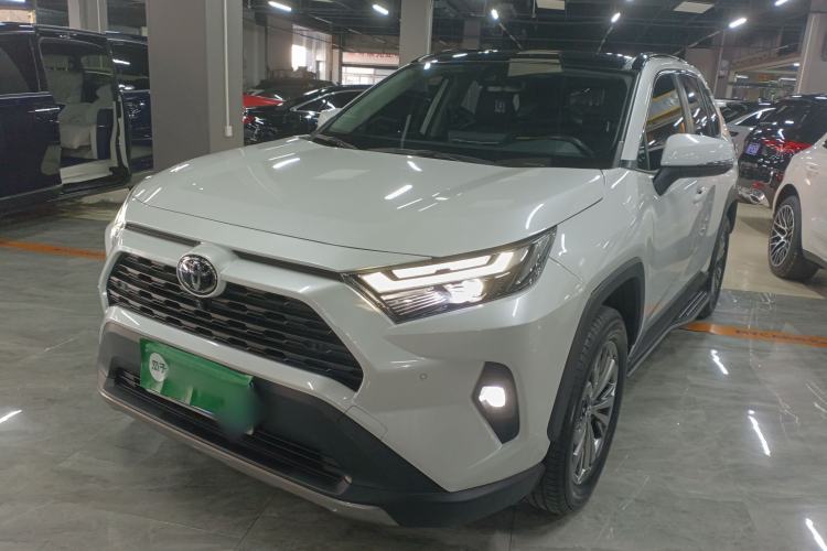 Used Toyota RAV4 2023 2.0L CVT Two-Wheel Drive Fashion Plus Edition