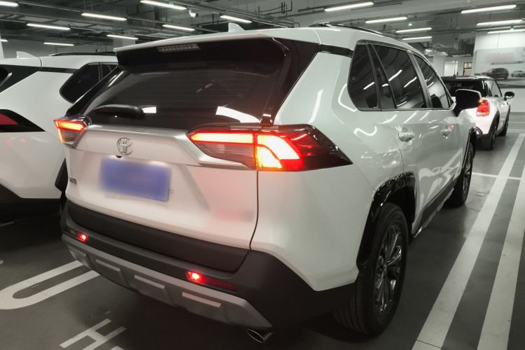 Used Toyota RAV4 2024 2.0L CVT Two-Wheel Drive Fashion Plus Edition