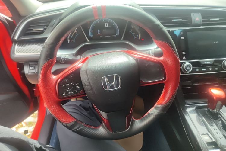 Used Honda Civic 2016 220TURBO CVT Luxury Edition Steering Wheel