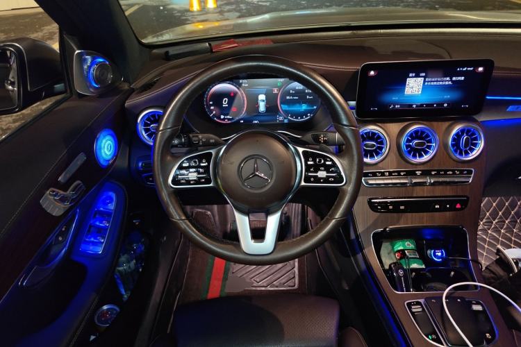 Used Mercedes-Benz GLC 2021 GLC 300 L 4MATIC Dynamic Model