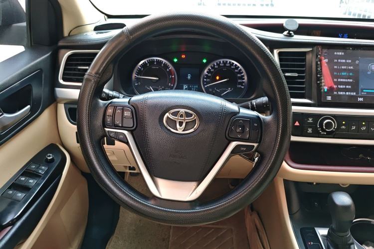 Used Toyota Highlander 2017 2.0T Two-Wheel Drive Elite Edition 5 Seats