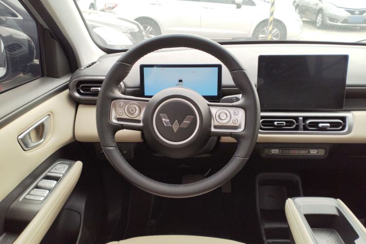 Used Wuling Bingo PLUS 2024 510 km Flagship Edition Four-Seater Version
