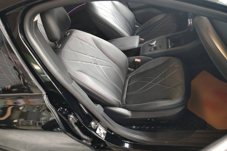 Used Ford Mustang Mach-E 2021 Leap Edition Rear-Drive Version (Standard Range)