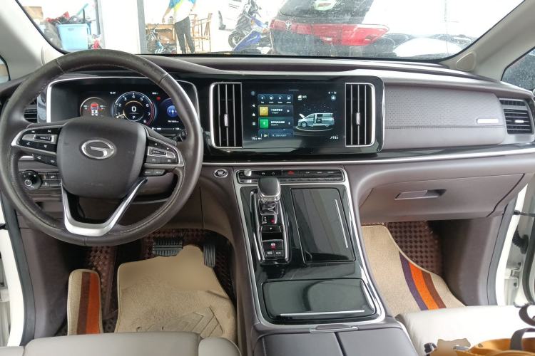 Used GAC Trumpchi M8 2021 Lingxiu Series 390T Ultimate Edition Center Console