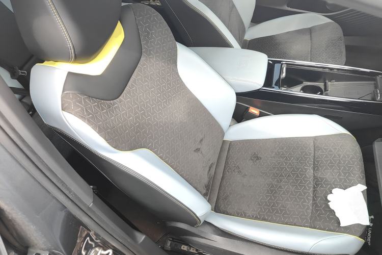 Used Volkswagen ID.4 X 2021 Pro Smart Long-Range Edition Right Front Seat