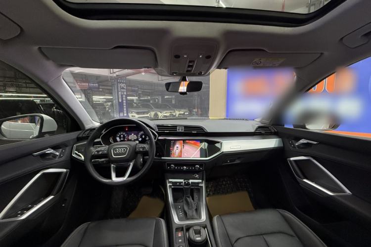 Used Audi Q3 2021 35 TFSI Advanced Style Edition Interior 1