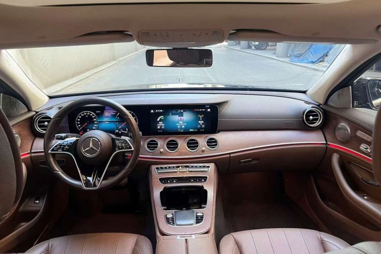 Used Mercedes-Benz E-Class 2023 Updated E 300 L Fashion Edition
