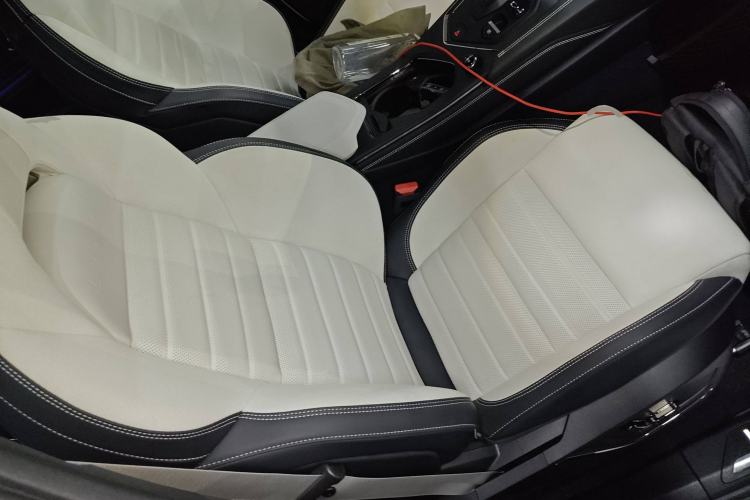 Used Lynk & Co 01 EM-P 2023 1.5TD EM-P Dawn Edition