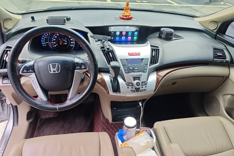 Used Honda Odyssey 2013 2.4L Leading Edition Center Console