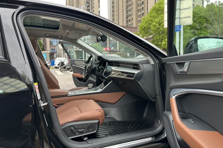 Used Audi A6L 2021 40 TFSI Luxury Prestige Edition Right Front Seat