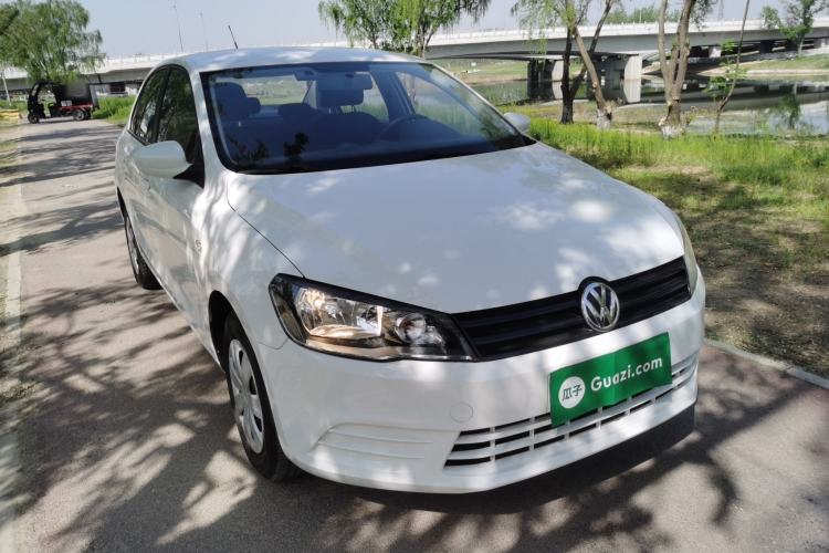 Used Volkswagen Jetta 2015 1.6L Automatic Fashion Model