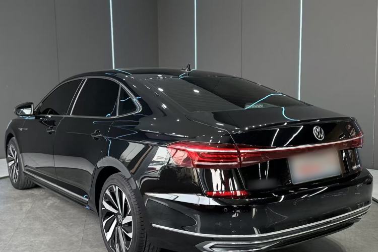 Used Volkswagen Passat 2024 380TSI Elite Edition
