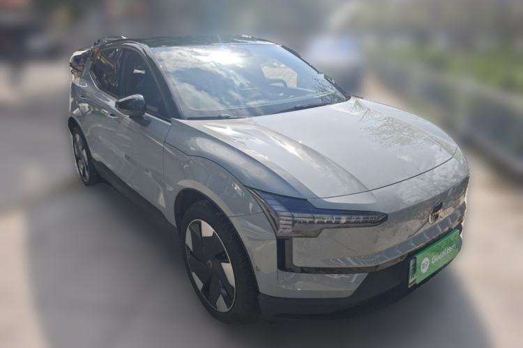 Used Volvo EX30 2025 Rear-Drive Long-Range Version Ultra
