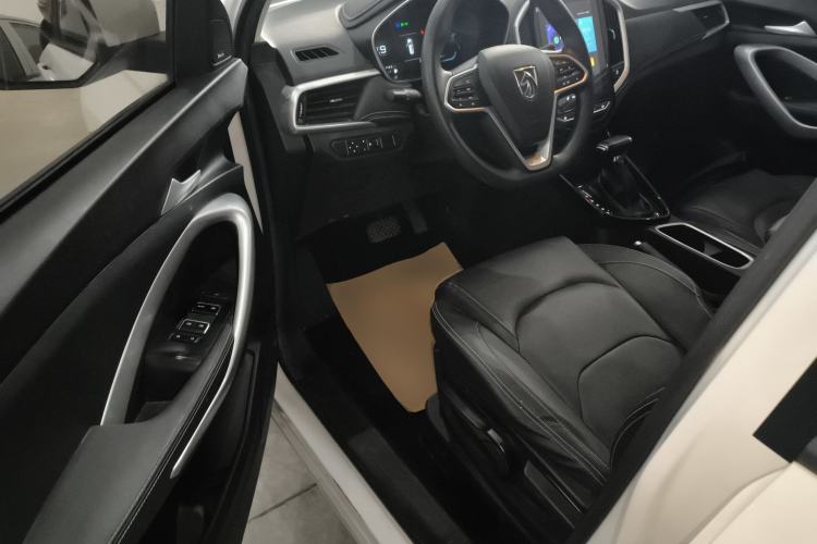 Used Baojun 530 2021 Global Car Anniversary Edition 1.5T CVT Luxury Model 7 Seats