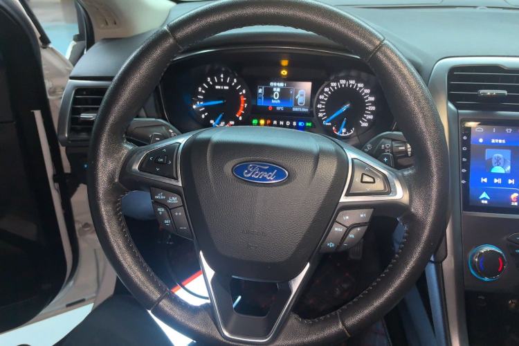 Used Ford Mondeo 2018 EcoBoost 200 Smart Control Fashion Model China VI Standard