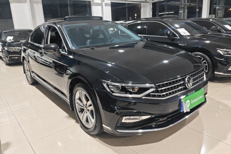 Used Volkswagen Magotan 2023 2 Million Units Limited-Edition 280TSI DSG Comfort Version
