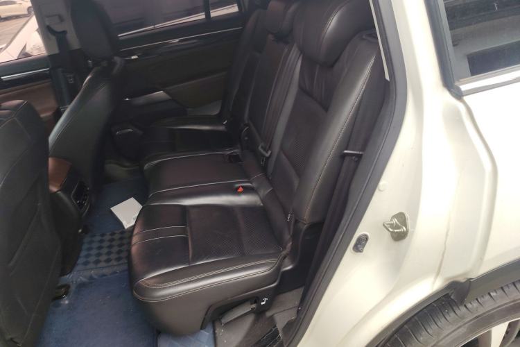 Used GAC Trumpchi GS8 2017 320T Two-Wheel Drive Luxury Smart Connectivity Version (7 Seats)