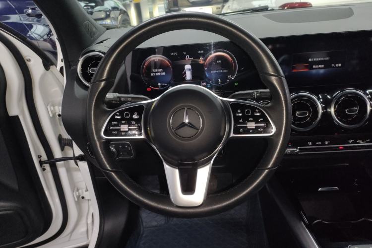 Used Mercedes-Benz GLA 2023 GLA 200
